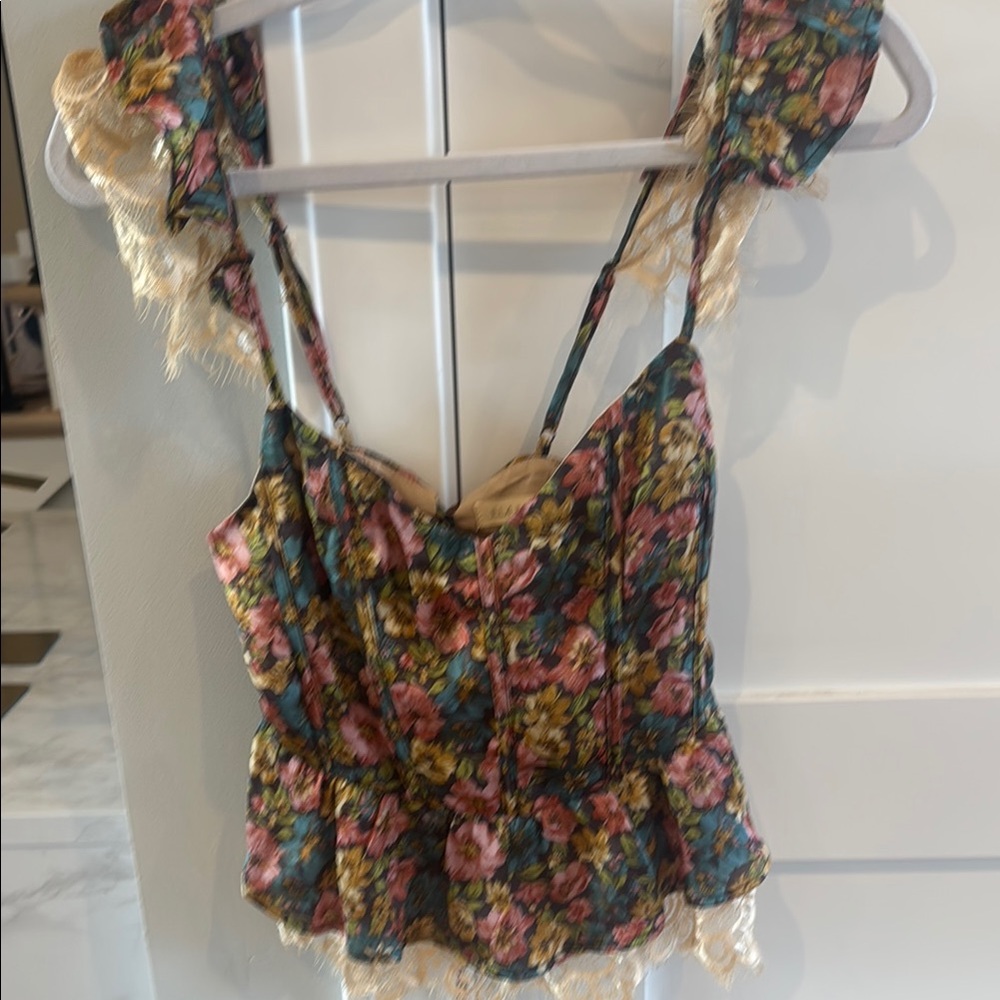 ILLA ILLA Red and Green Ruffled Peplum Camisole